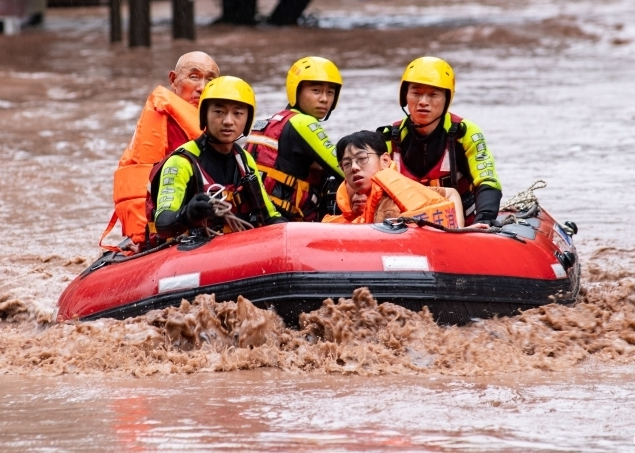 如何應對強降雨及次生災害？